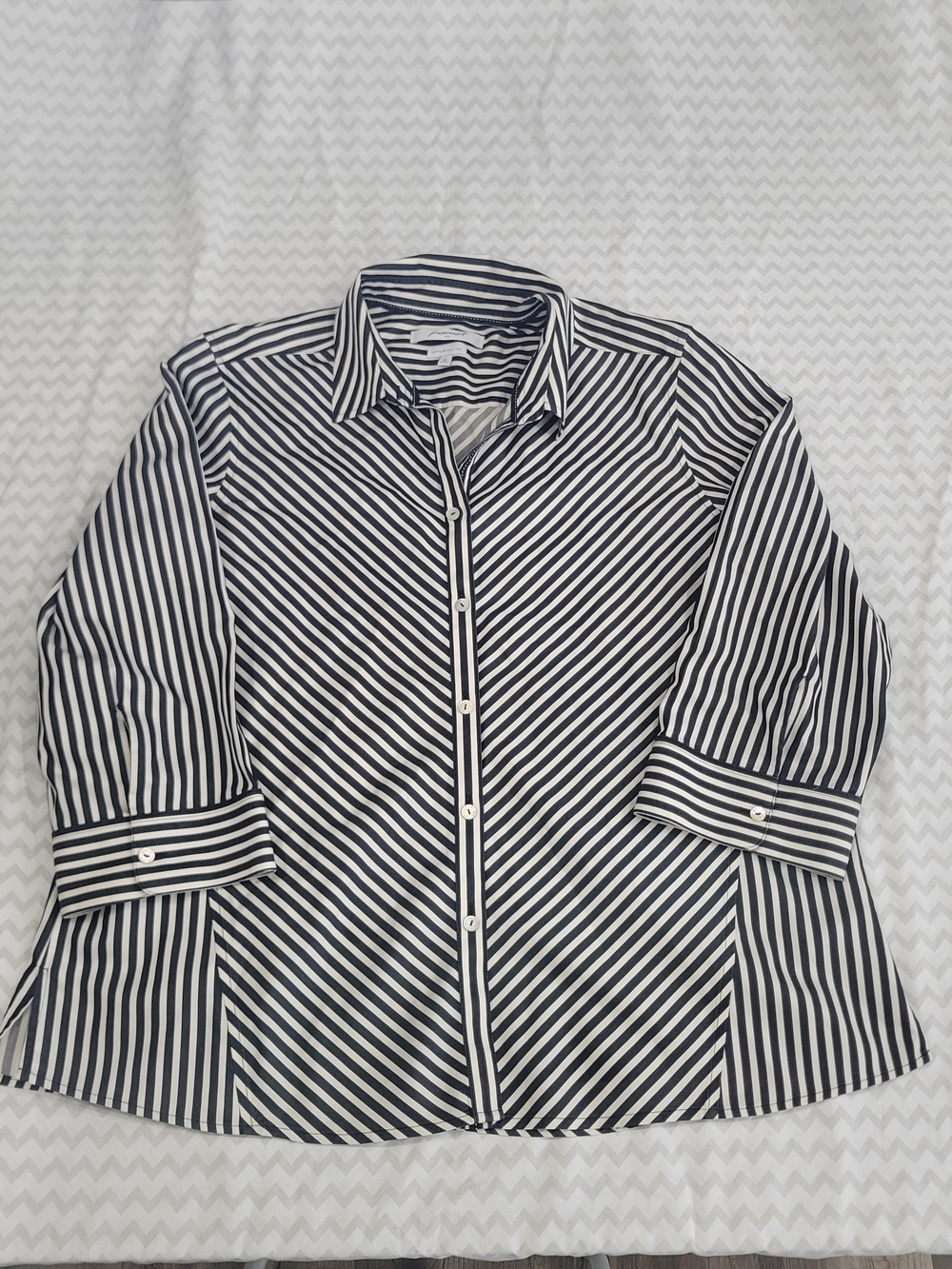 Foxcroft NYC Heritage Non-Iron Striped Button Down Shirt 18 Fitted 3/4 Sleeve
